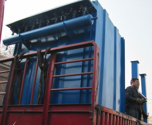 王經理定購的粉煤灰?guī)祉斆}沖布袋除塵器已發(fā)貨 王經理定購的粉煤灰?guī)祉斆}沖布袋除塵器已發(fā)貨